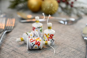 Multicoloured Non Foil Party Poppers  x 50