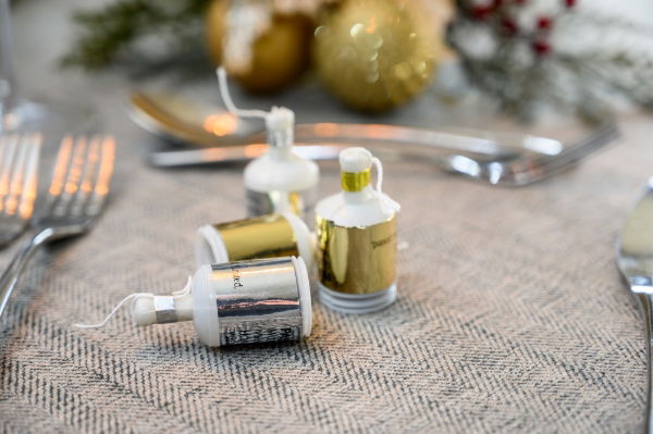 Gold And Silver Foil Mixed Party Poppers  x 50